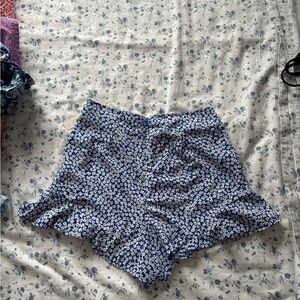 Floral  Blue Ruffle Hem Women's Shorts